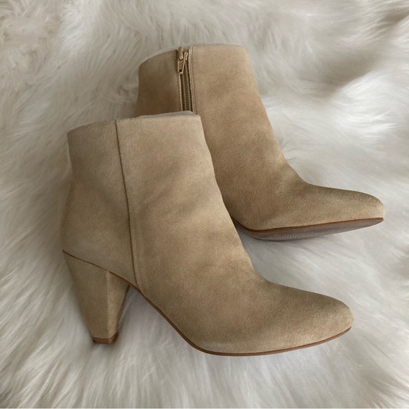 🤍 nwt | lucky brand | nude suede booties - Picture 4 of 11